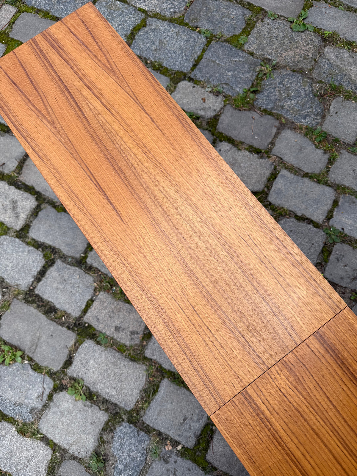 Sideboard Teak mit Vitrine & neuen Chromfüßen