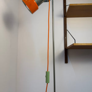Stehlampe orange Chrom von AKA Werke