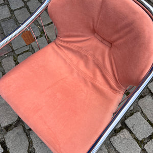 Freischwinger rosa von Gastone Rinaldi