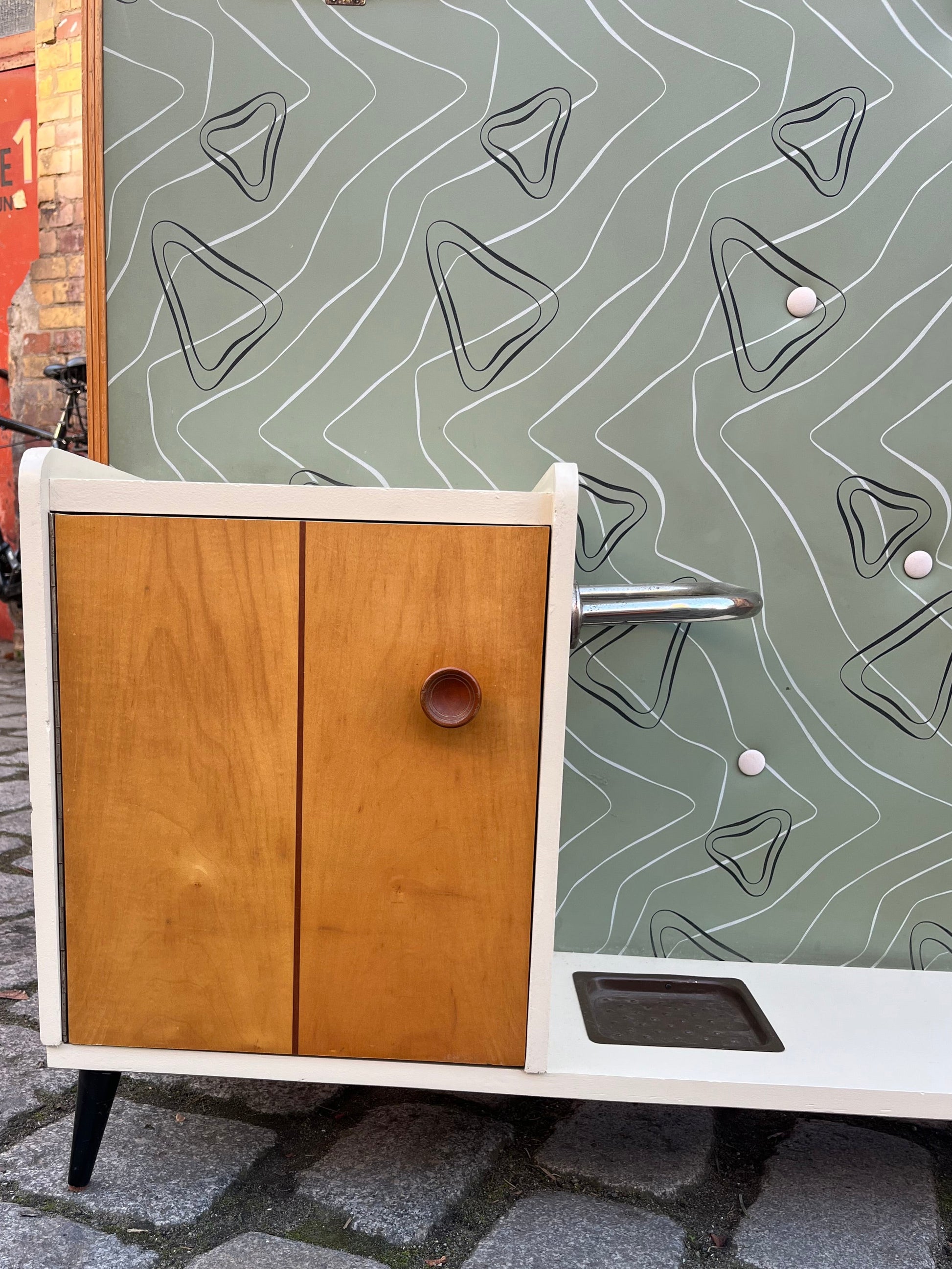 Wandgarderobe mintgrün mit Spiegel, Schrank & Schirmständer