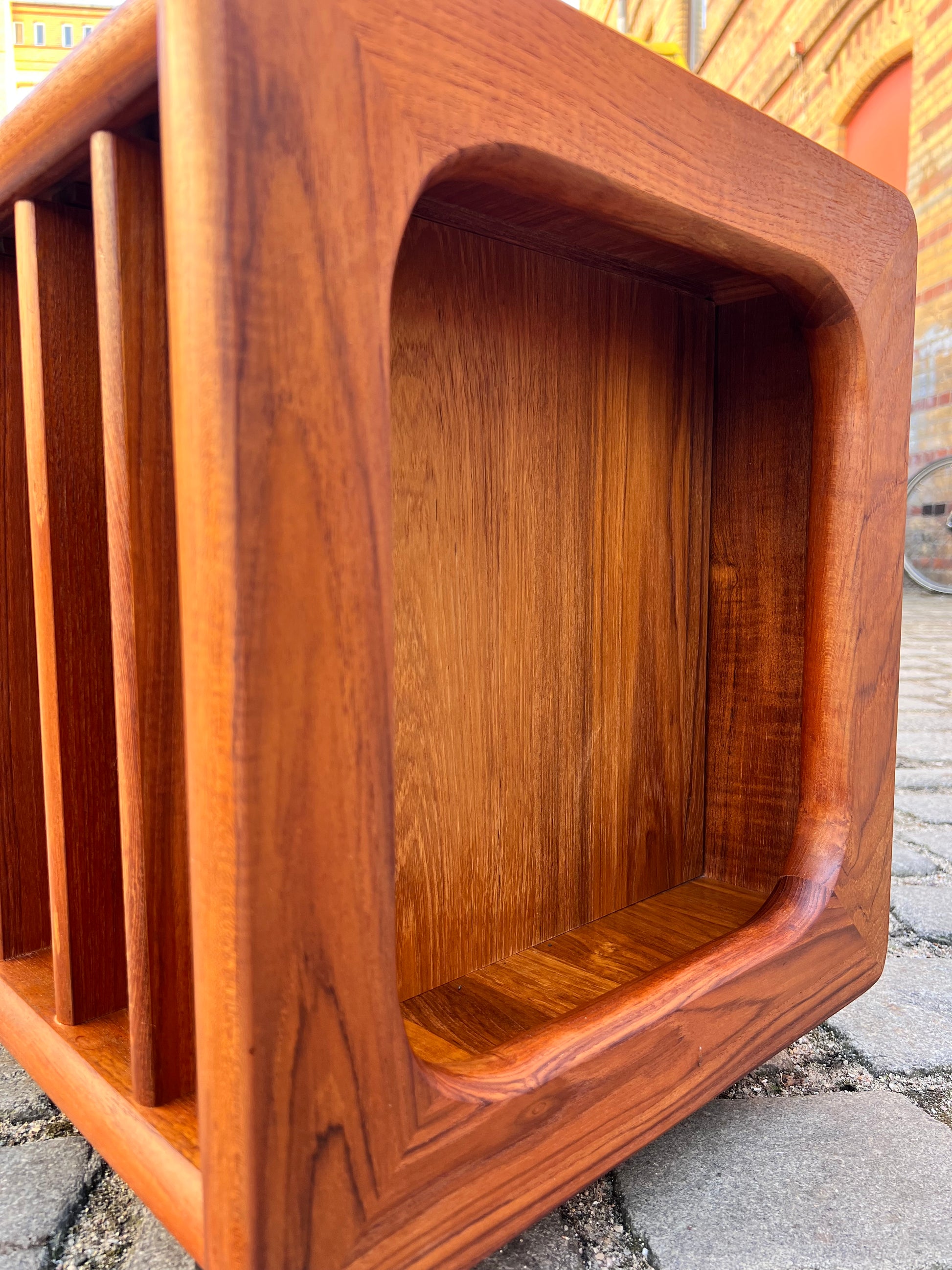 Rollwagen für Schallplatten Teak aus Dänemark