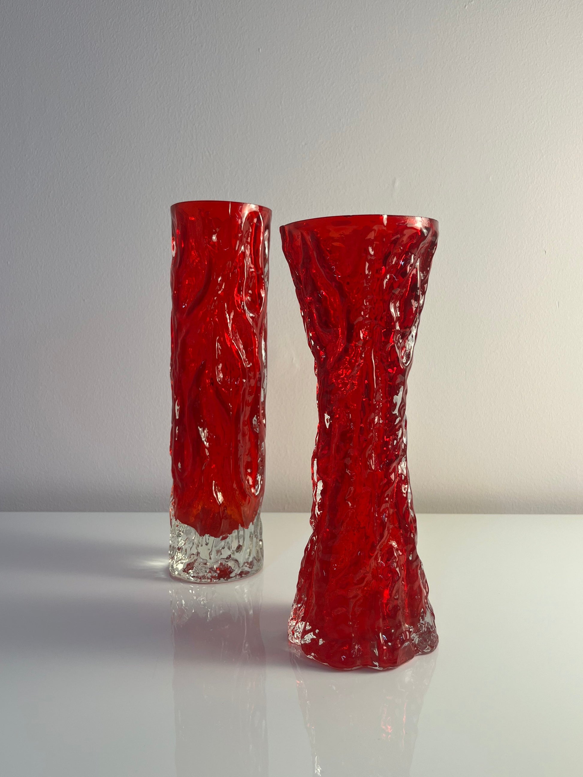 Set: 2 Vasen rot von Kurt Wokan für Ingrid Glas