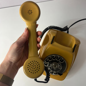 Telefon FeTap 611-2a gelb mit Wählscheibe und Kabel