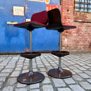 Barhocker braun rot neu bezogen