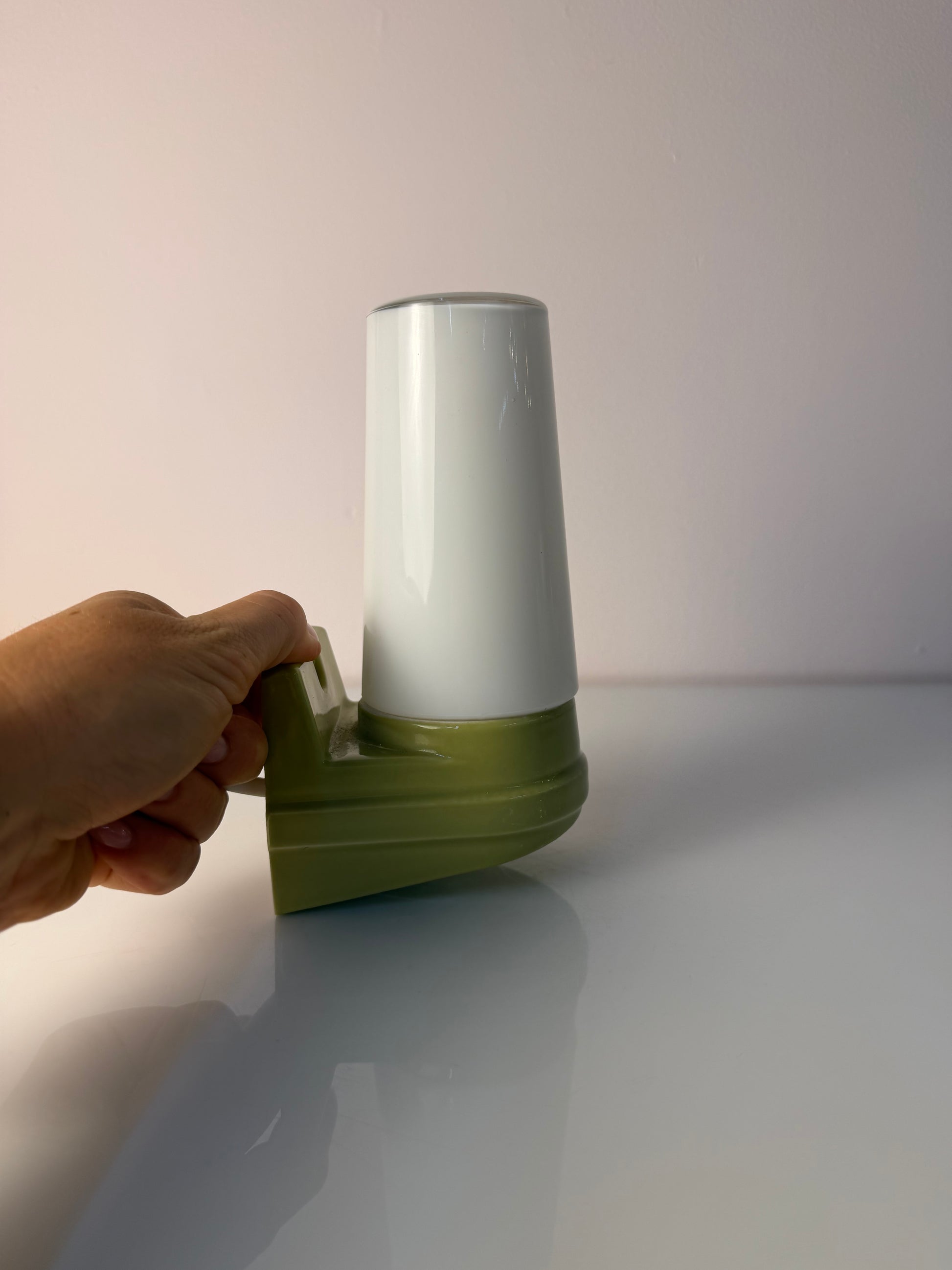 Wandlampe Modell 6080 mintgrün von Sigvard Bernadotte für Ifö