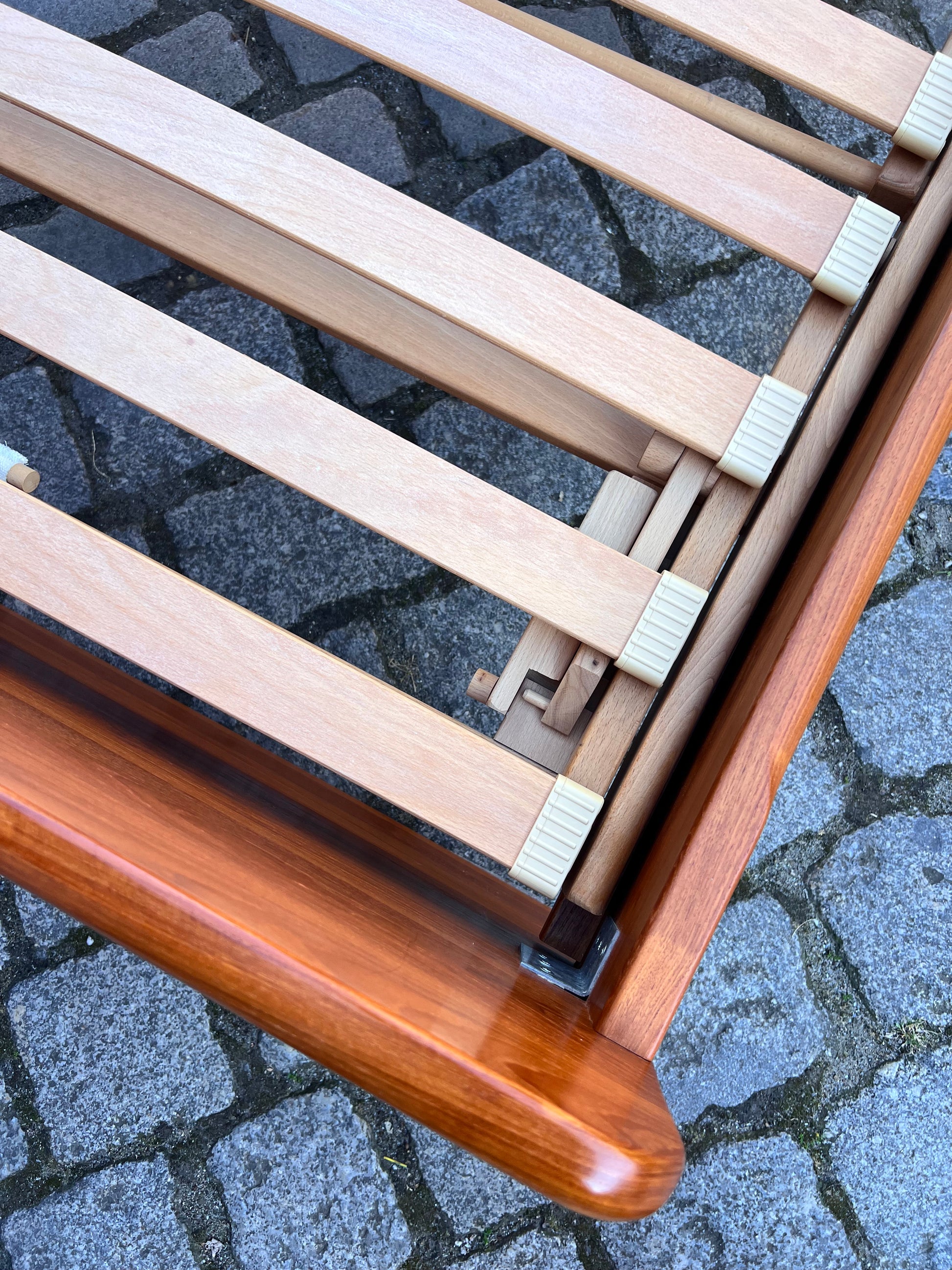 Gästebett Massivholz Teak 100x200 mit Matratze