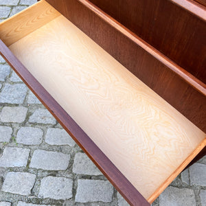 Kommode Teak mit Schloss aus Dänemark