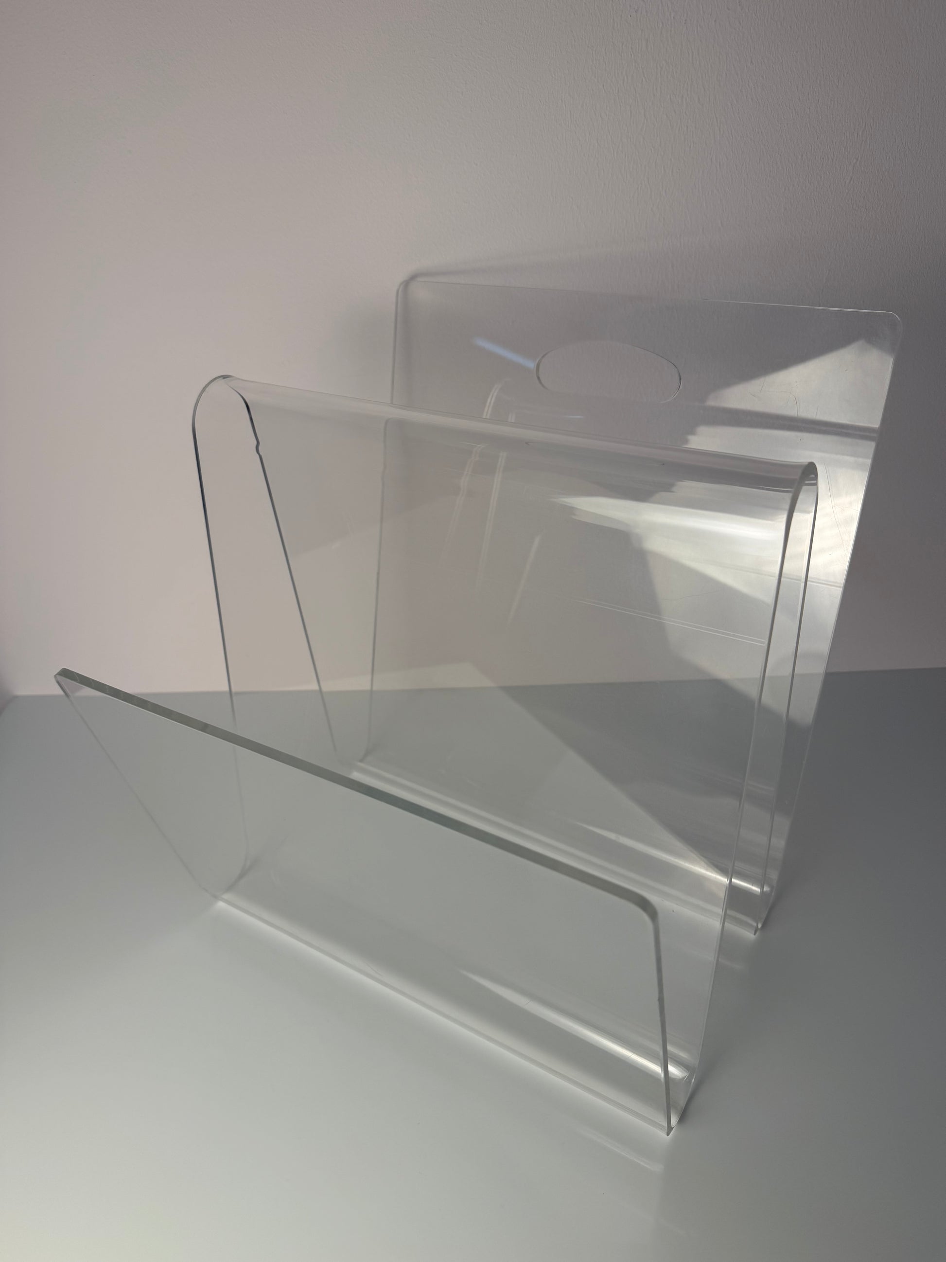 Zeitschriftenständer transparentes Plexiglas