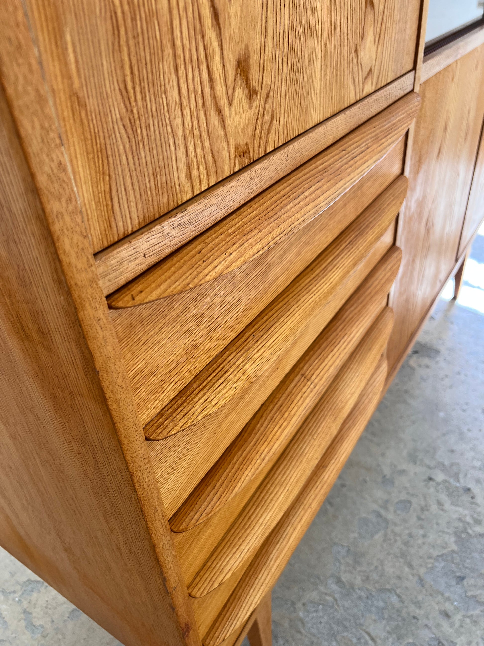Highboard / Wohnzimmerschrank Typ 602/G Esche von Hellerau aus 1959