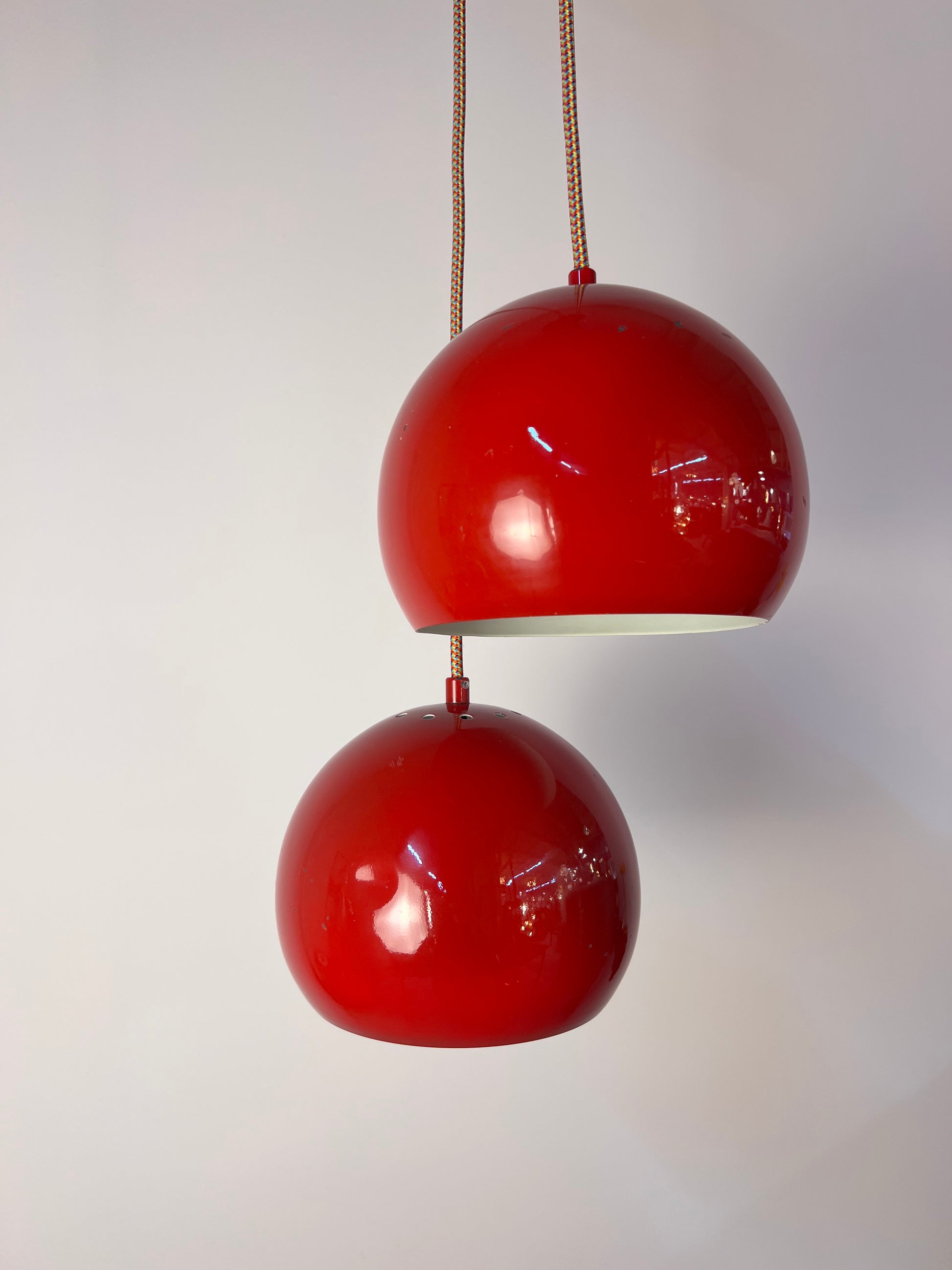 Set: 2x Kugellampe rot aus Dänemark