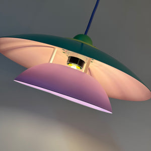 Lamellenlampe neu lackiert flieder türkis aus Dänemark