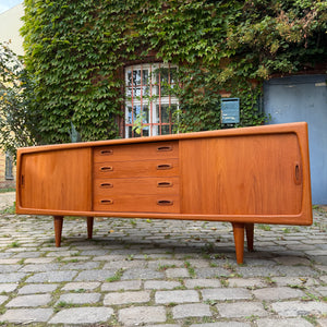 Sideboard Teak von H.P. Hansen