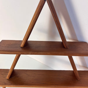 Dreieck Wandregal Teak aus Dänemark