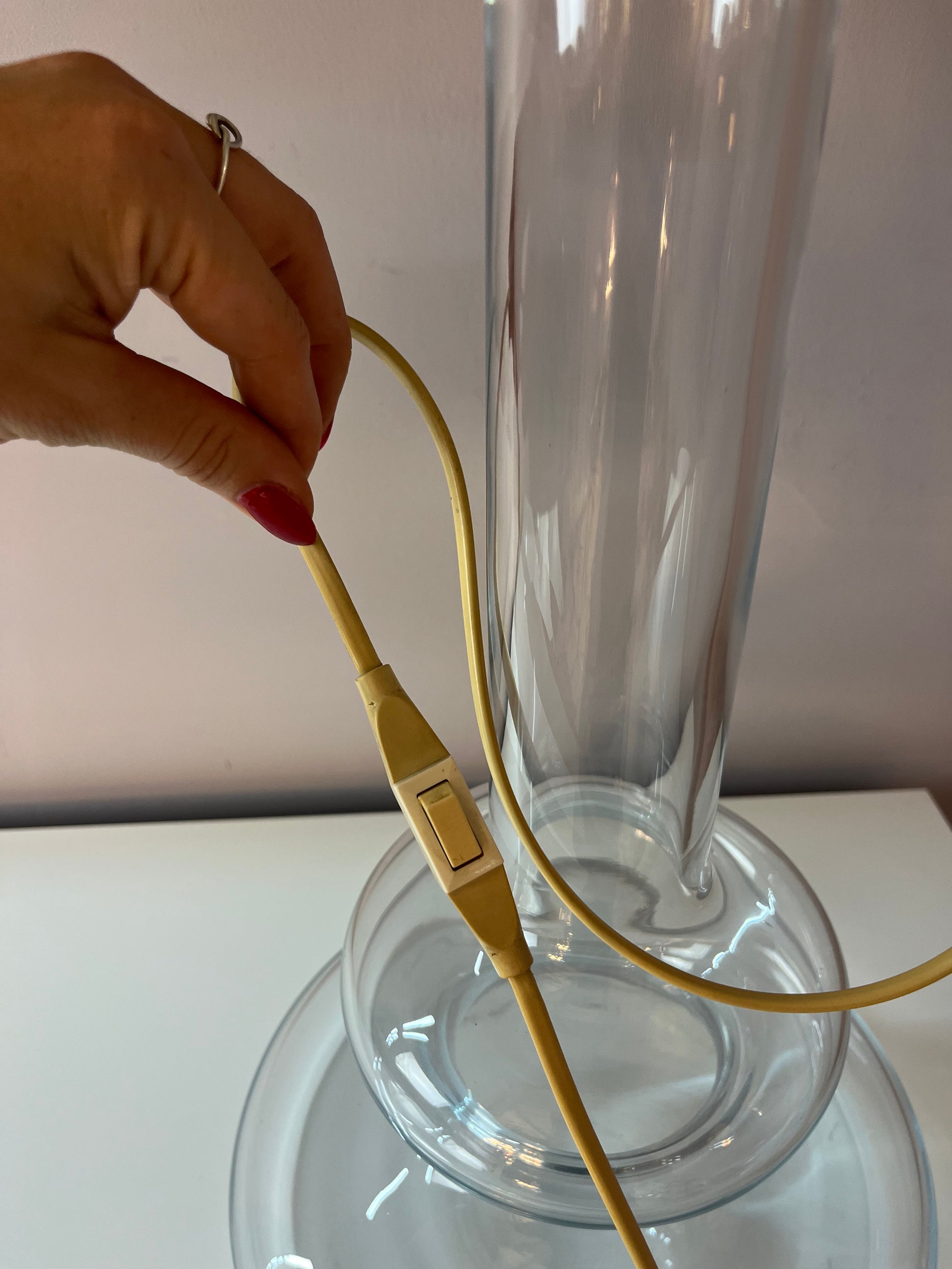 Tischlampe Plaza mit transparentem Glasfuß von Michael Bang für Holmegaard