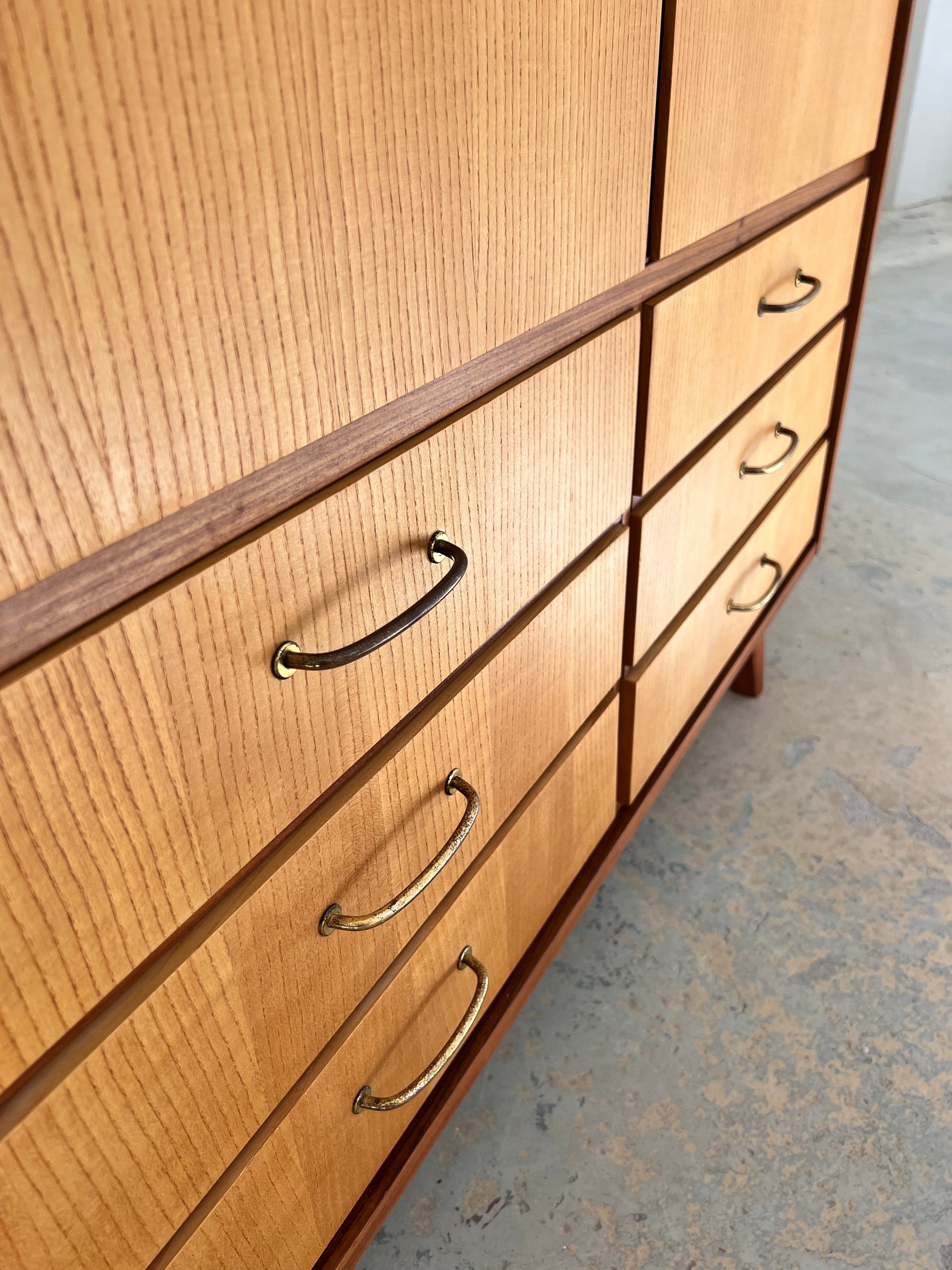 Wäscheschrank Modell Herrenkommode von Gebr. Lübke