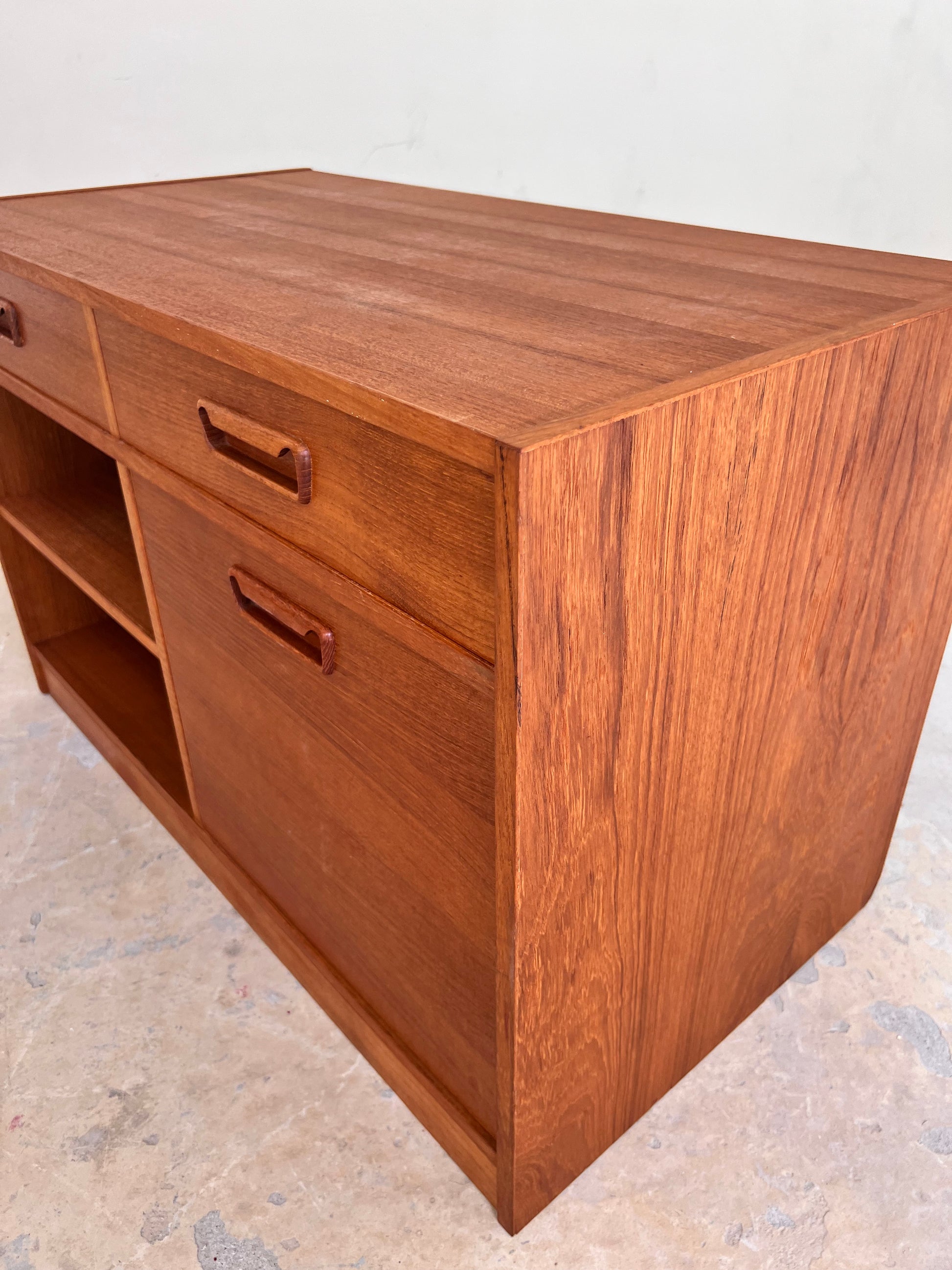 Schrank Teak mit Minibar aus Dänemark