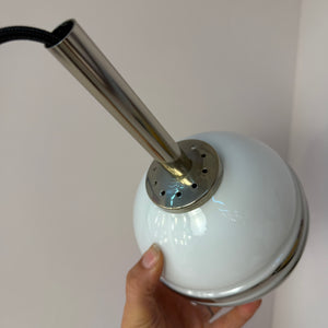 Kugellampe weiß silber Glas