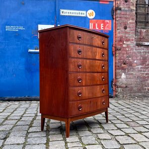 Kommode Teak mit gerundeter Front aus Dänemark