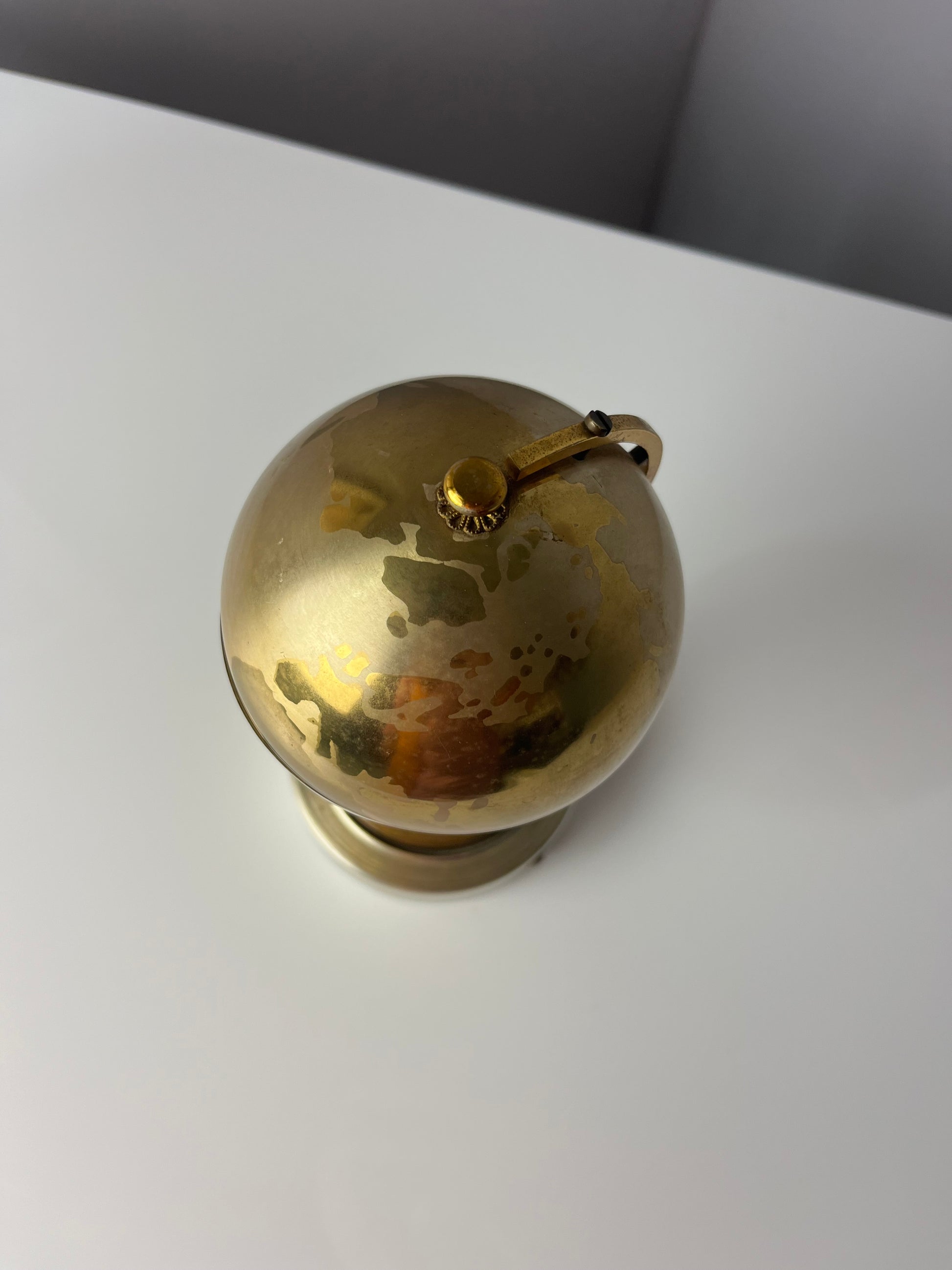 Zigarettenspender Globus mit Spieluhr