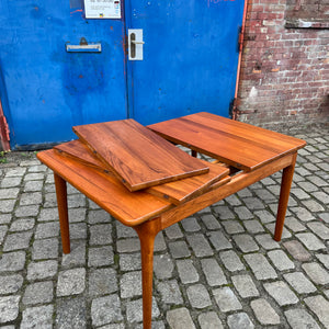 Esstisch Teak ausziehbar von Glostrup Vollholz