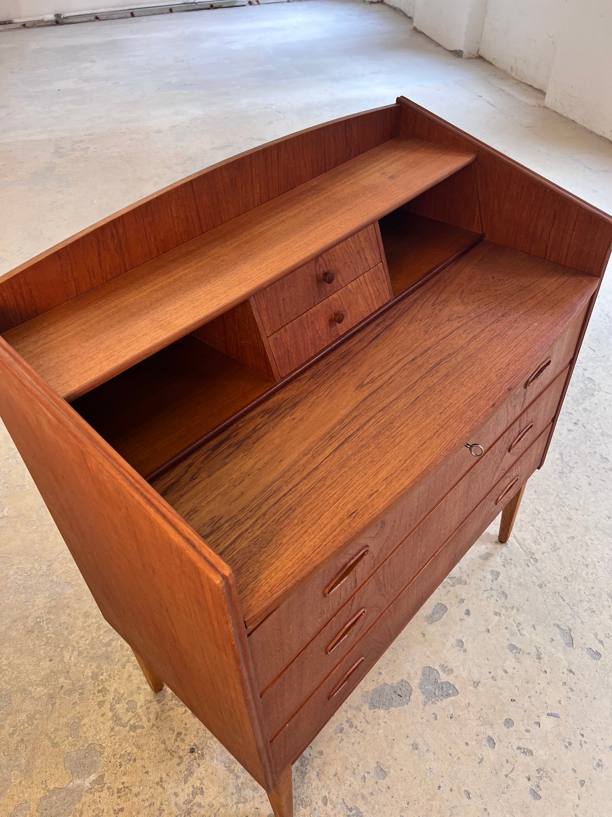 Sekretär Teak aus Dänemark