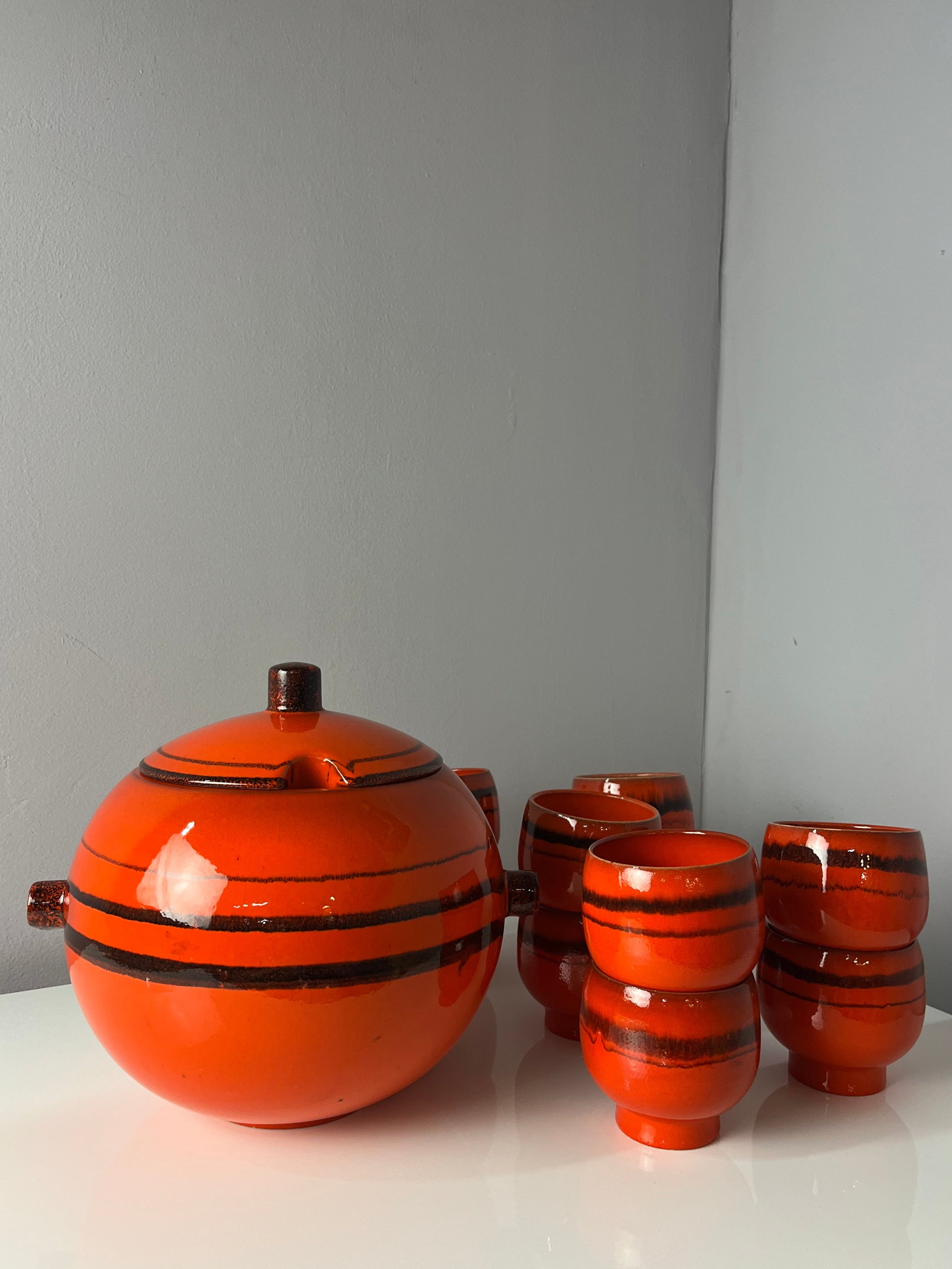 Bowle-Set: 10 Becher und 1 Terrine orange Keramik