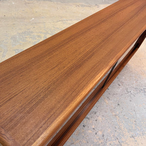 Sideboard Vitrine Teak mit Chromfüßen von Dyrlund