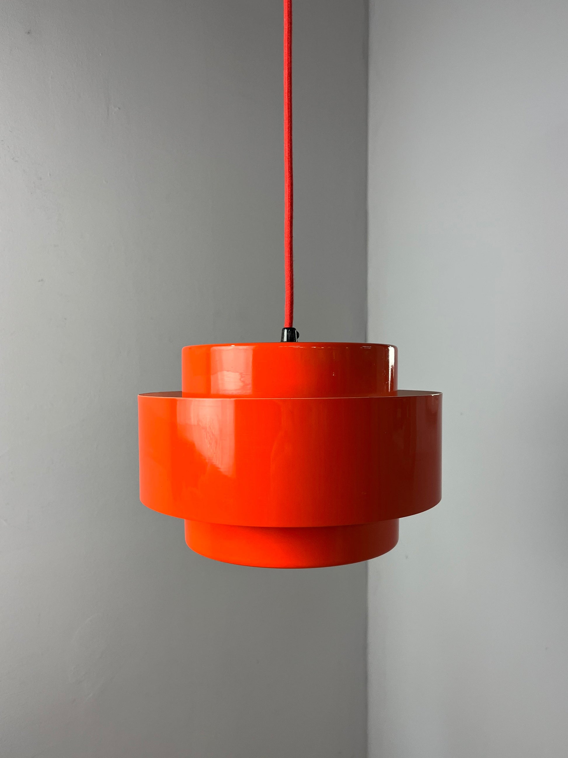 Lamellenlampe Juno rot von Jo Hammerborg für Fog & Mørup