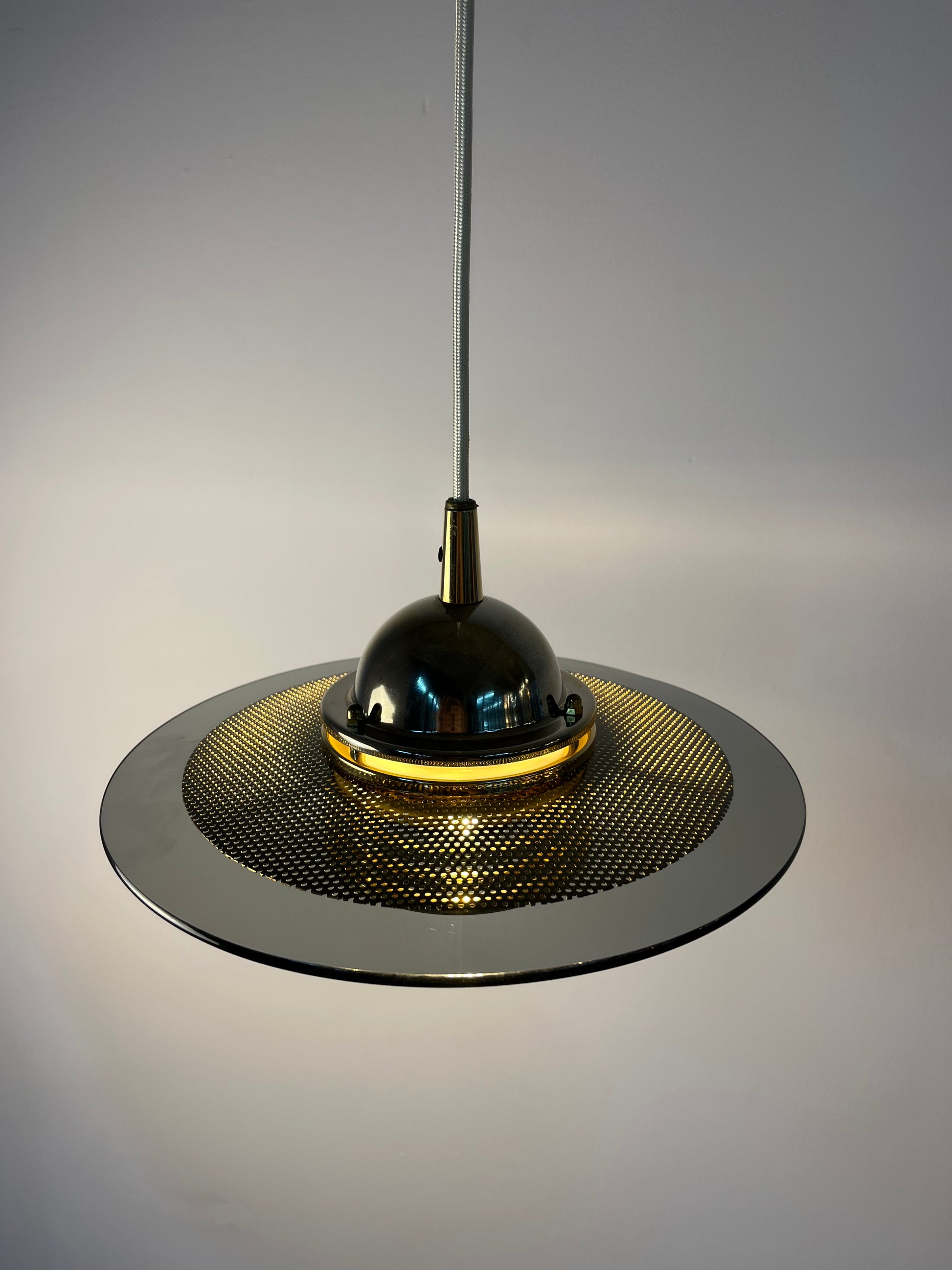 Kleine Hängelampe Rauchglas Messing von Jan Eskil Eskilsson für Belid