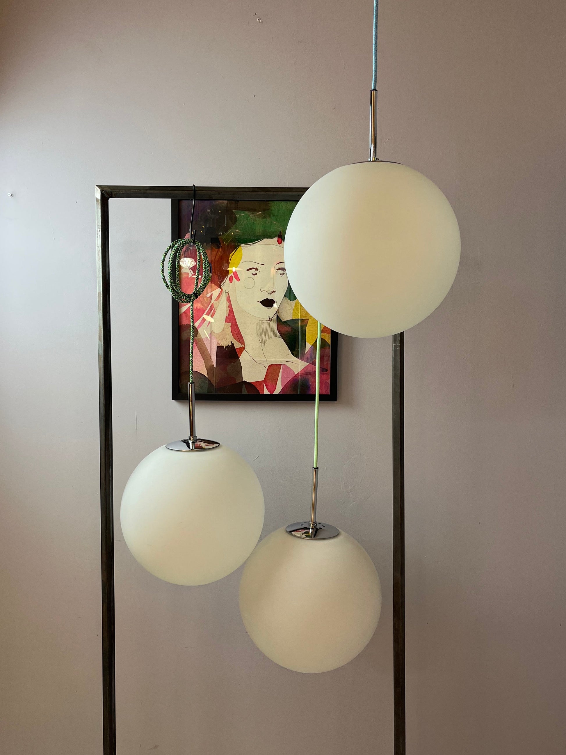 Kugellampe weiß Chrom von Glashütte Limburg