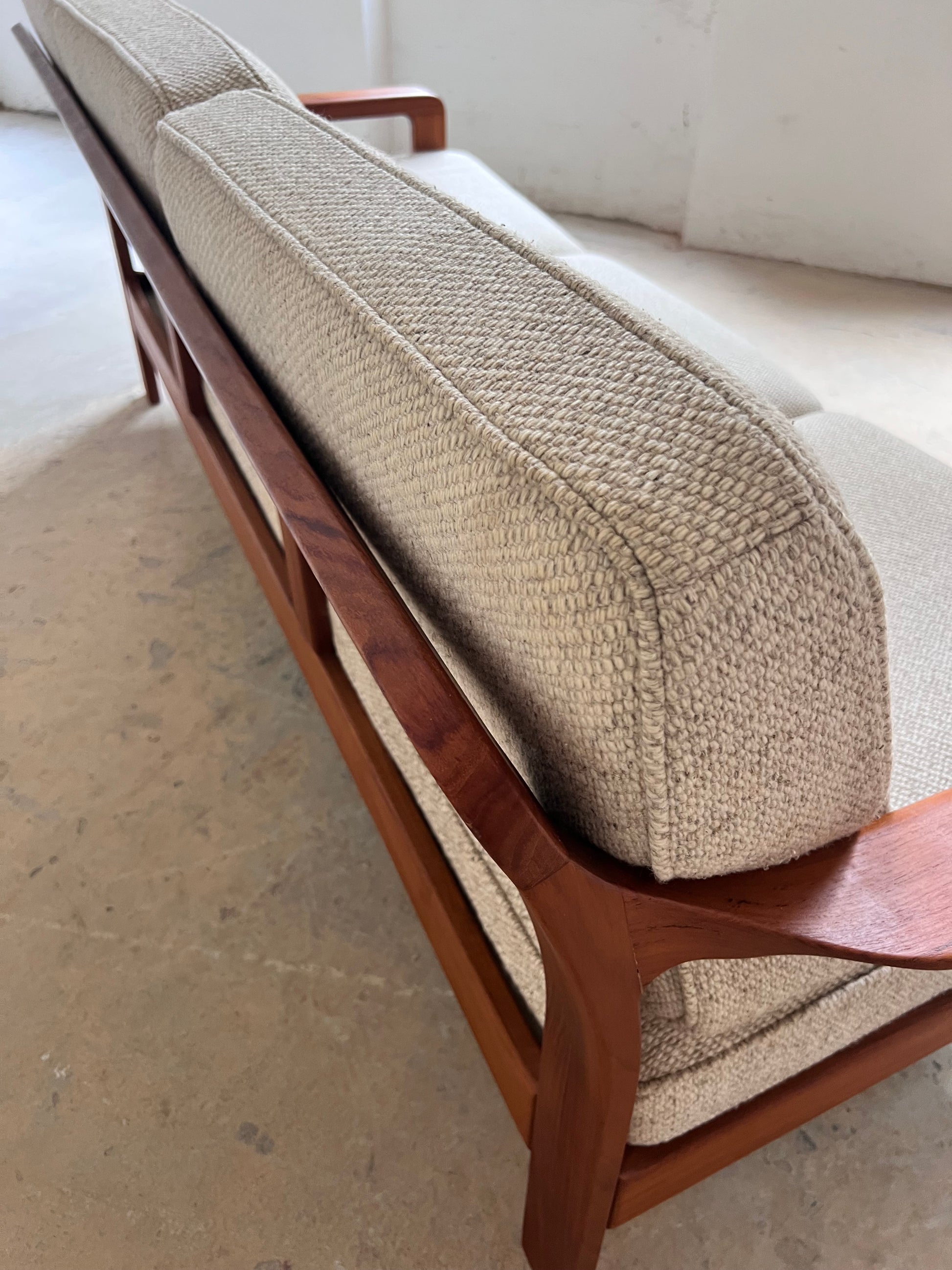 3-Sitzer Sofa Teak & Wolle aus Dänemark