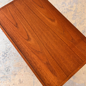 Kommode Teak mit neuen Chromfüßen von H. W. Klein für Bramin