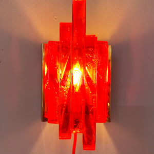 Wandlampe rot von Claus Bolby