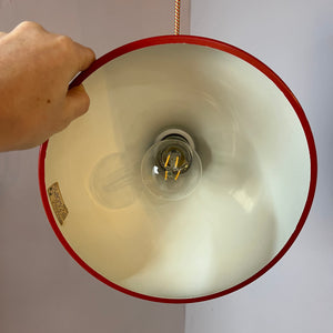 Hängelampe rot von Rolf Krüger für Staff