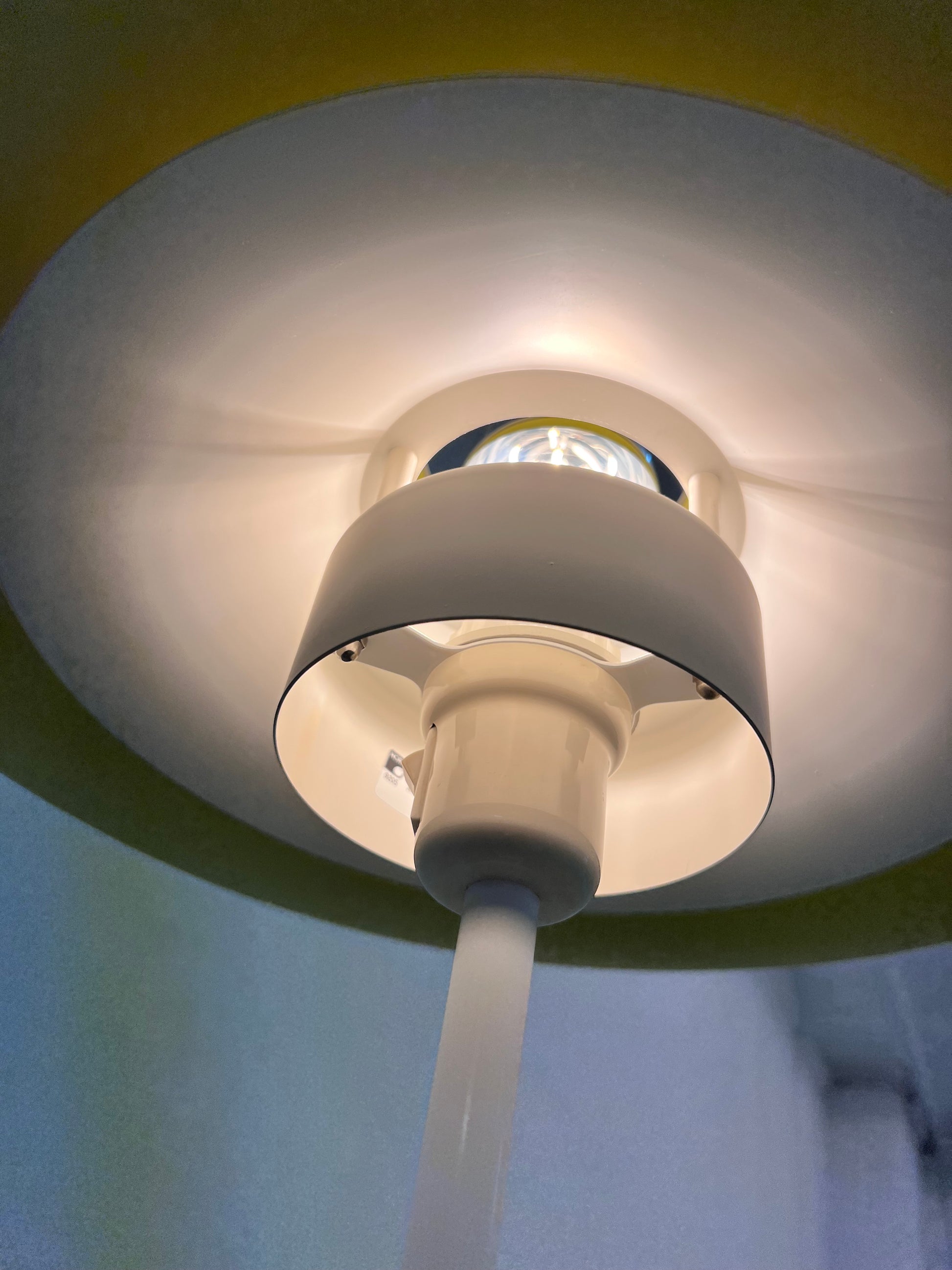 Stehlampe Typ 854 neu lackiert von Horn