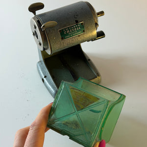 Spitzmaschine / Anspitzer No. 52/25 von A.W. Faber-Castell
