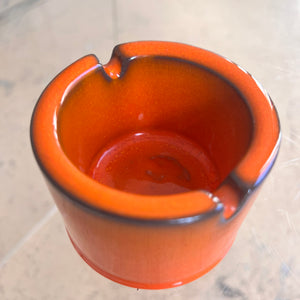 Aschenbecher orange Keramik