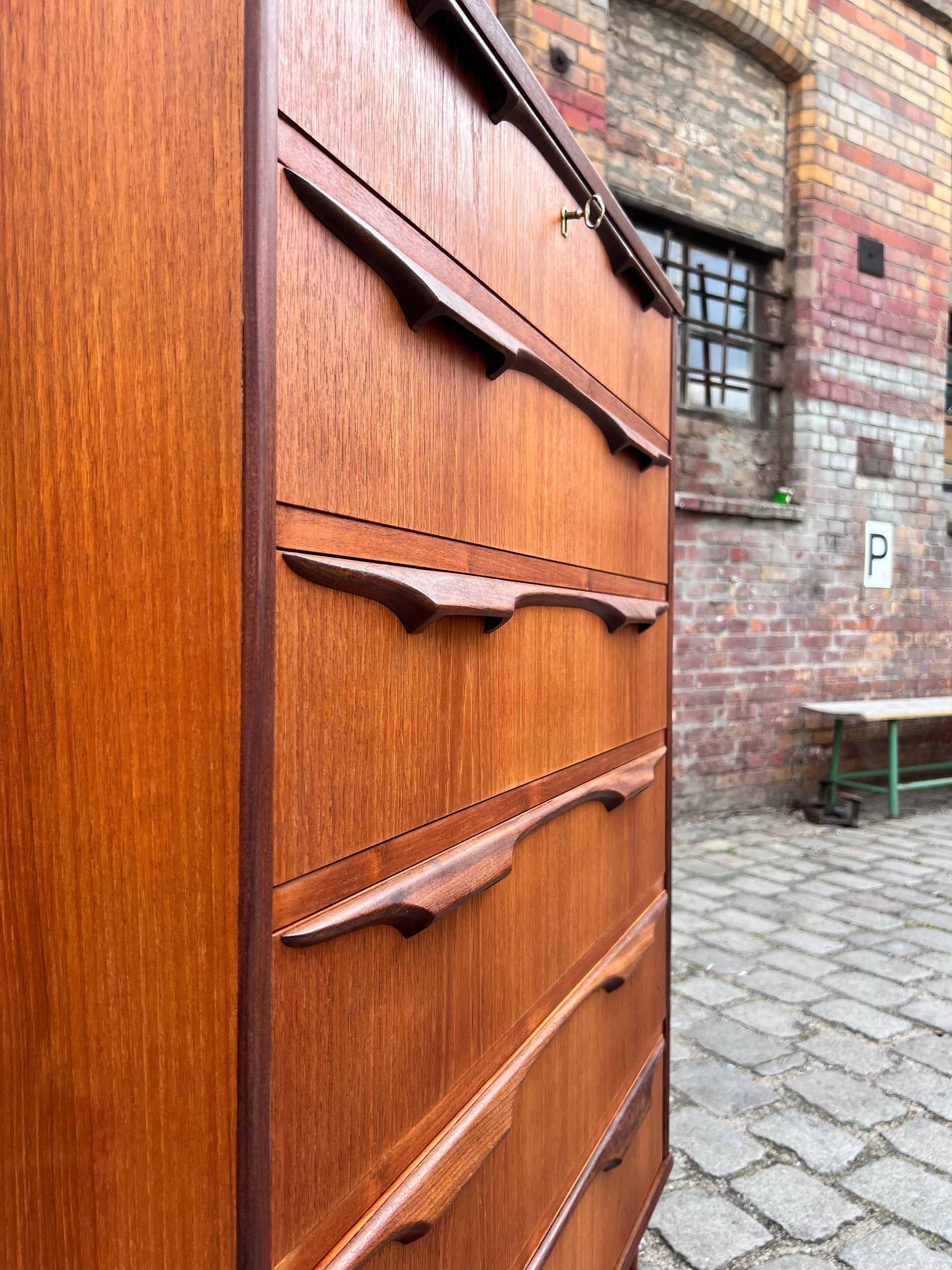 Kommode Tallboy von Klaus Okholm für Trekanten 60er