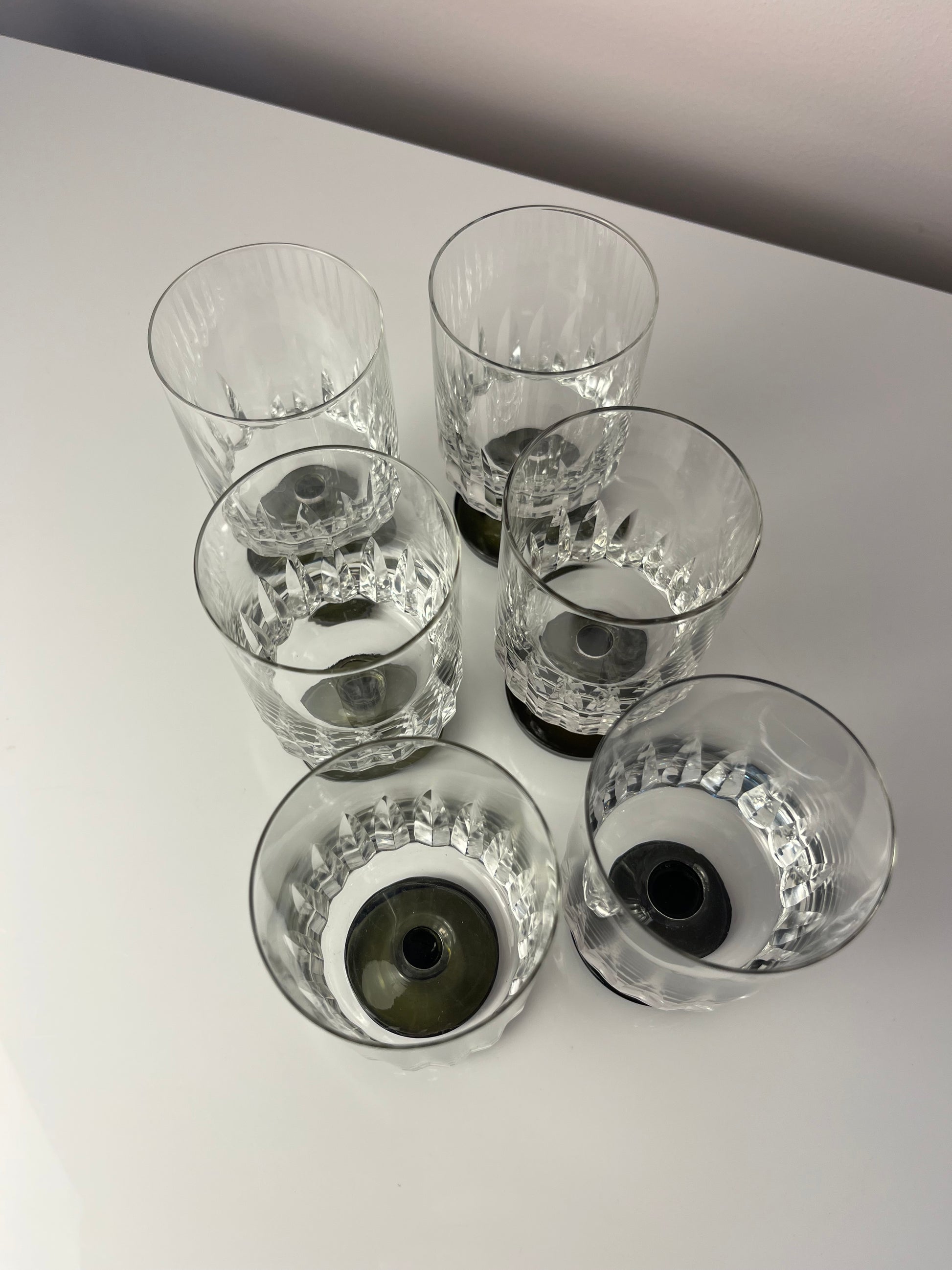 Set: 6x Weinglas mit grauem Sockel