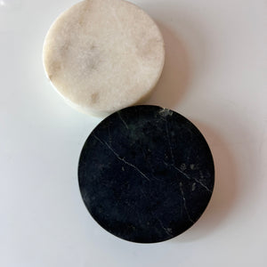 Set: 2 Aschenbecher schwarz weiß Onyx