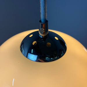 Hängelampe weiß Glas Chrom