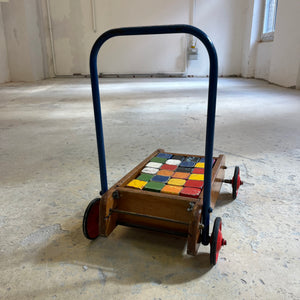 Lauflernwagen von Tri-ang - Made in England
