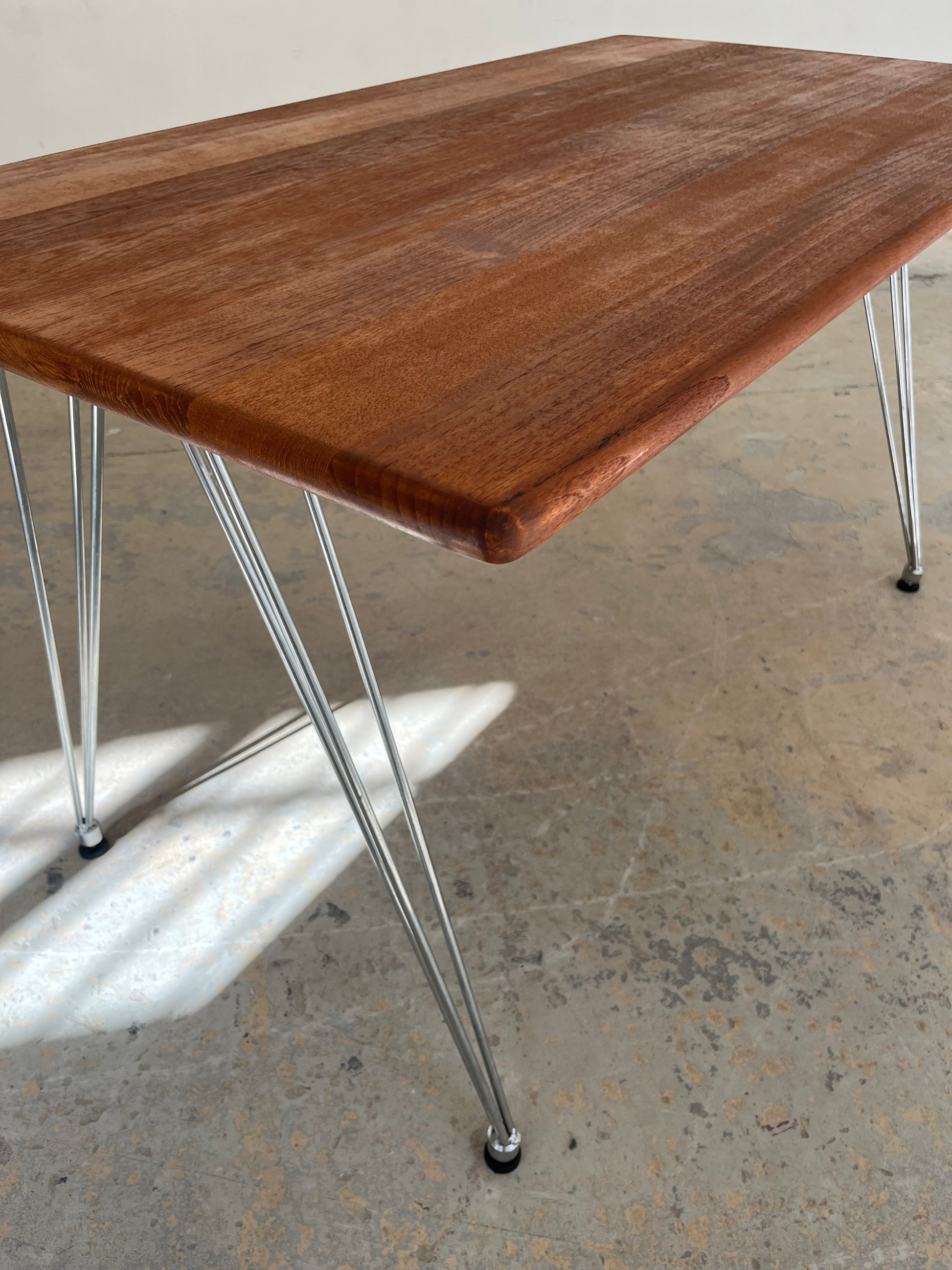 Esstisch / Schreibtisch Teak mit neuem Chromgestell von O. D. Møbler