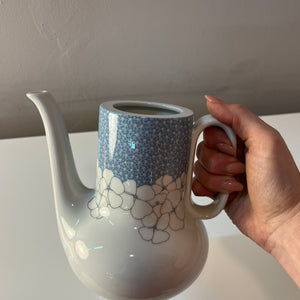 Kaffeekanne Kiruna Garden weiß blau von Tapio Wirkkala für Thomas