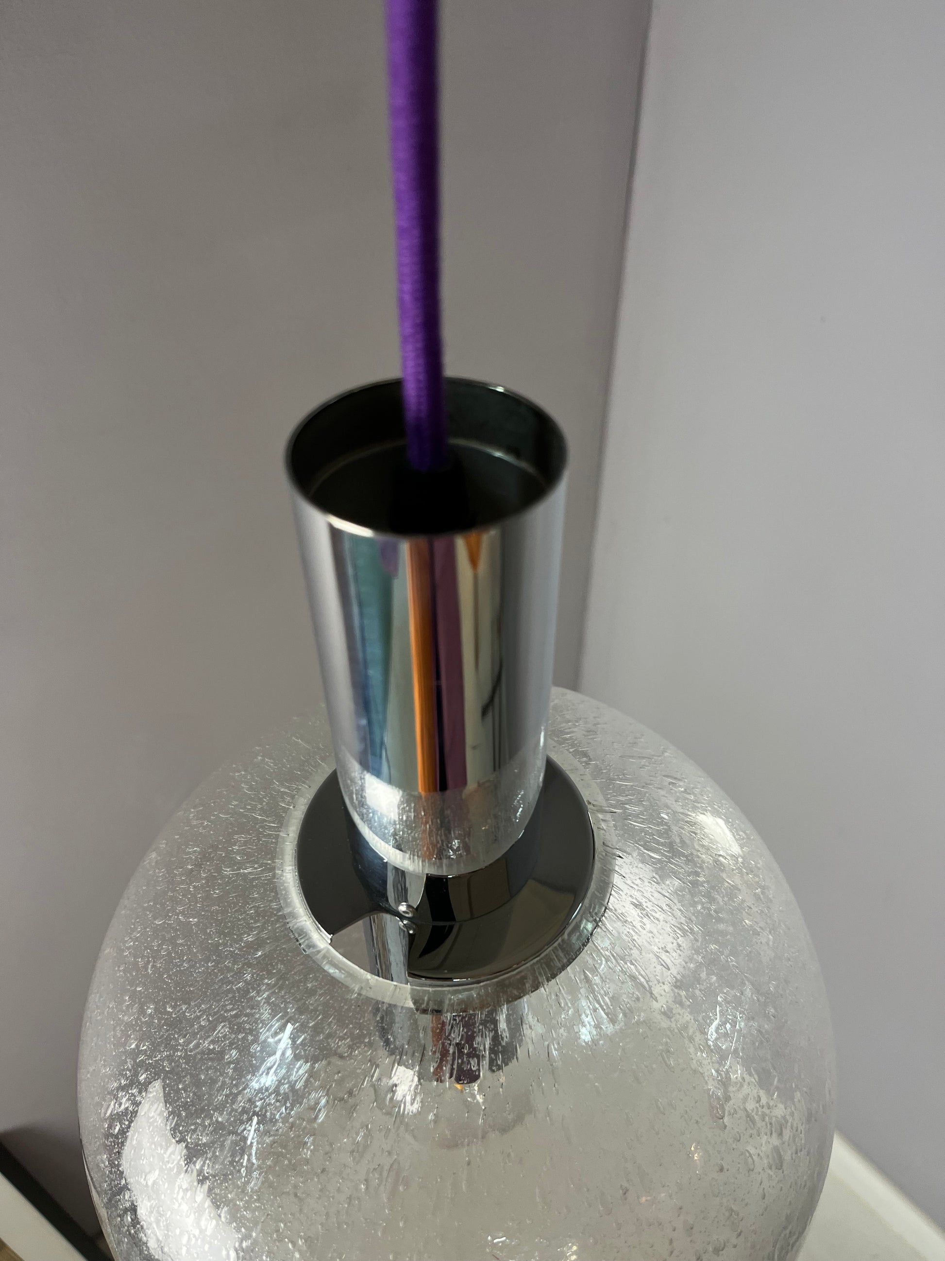 Hängelampe Größe M Einschlussglas Chrom von Doria