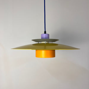 Lamellenlampe neu lackiert, Dänemark