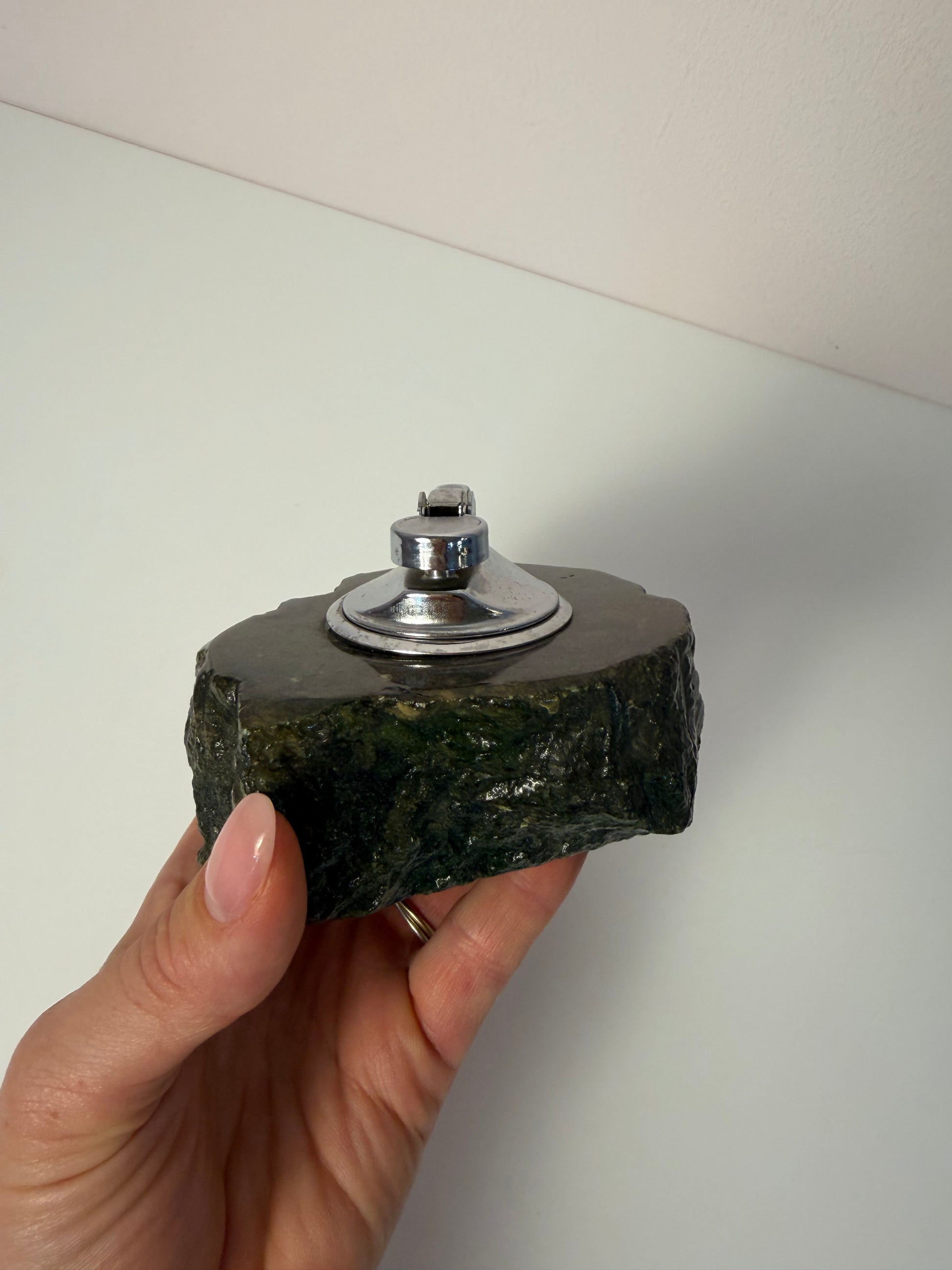 Tischfeuerzeug grün schwarz Alabaster