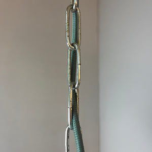 Kronleuchter weiß silber mit Glasscheiben