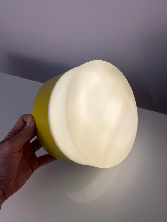 Wandlampe gelb weiß aus Dänemark