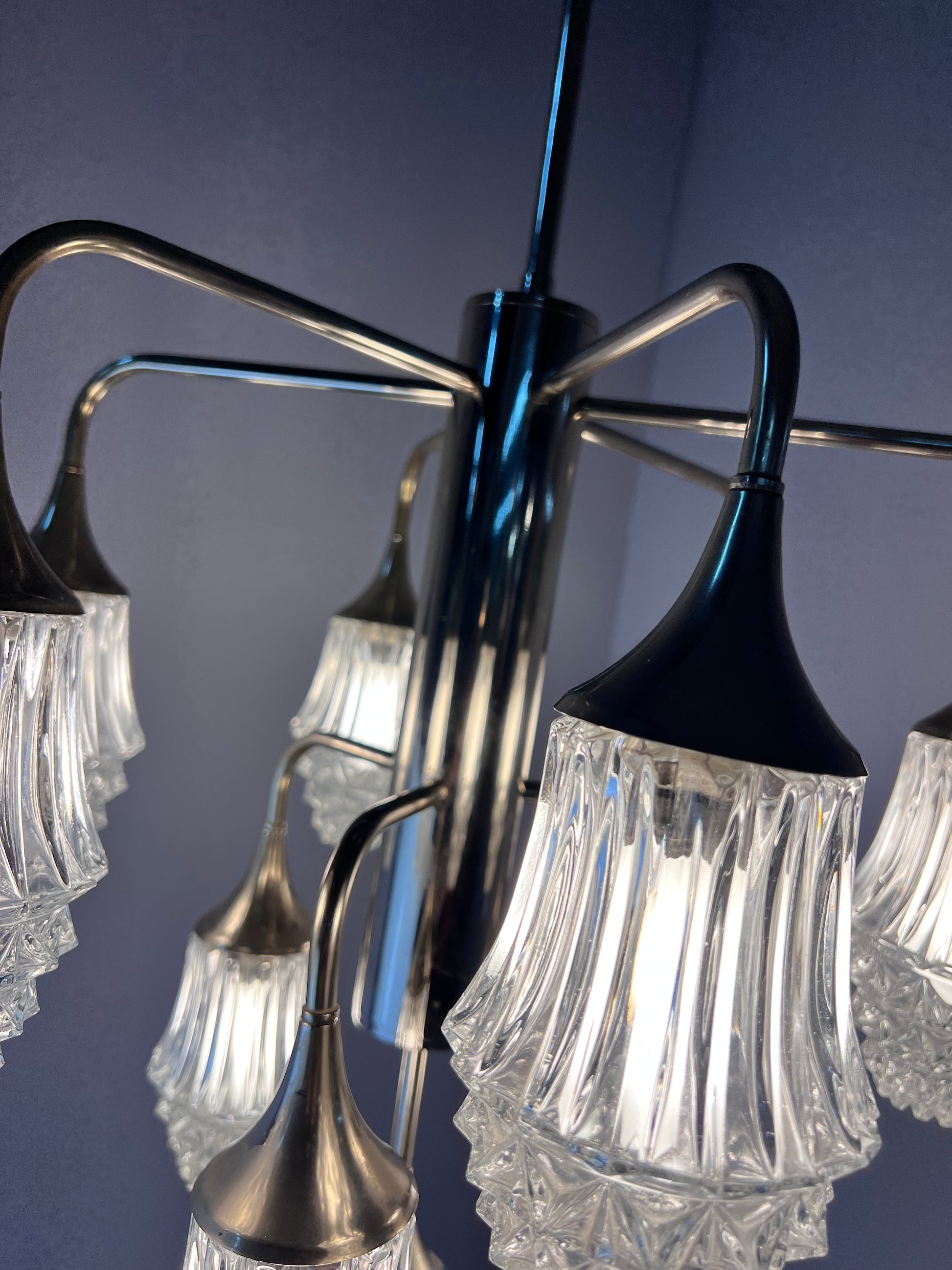 10-flammiger Kronleuchter Glas Chrom von Richard Essig